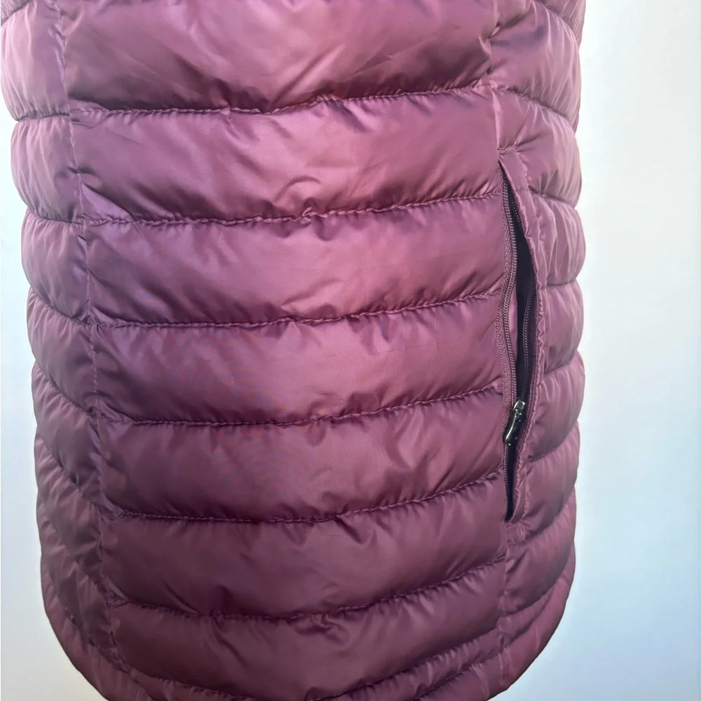 Columbia Women's Dark Purple Quilted Vest - Picture 11 of 14